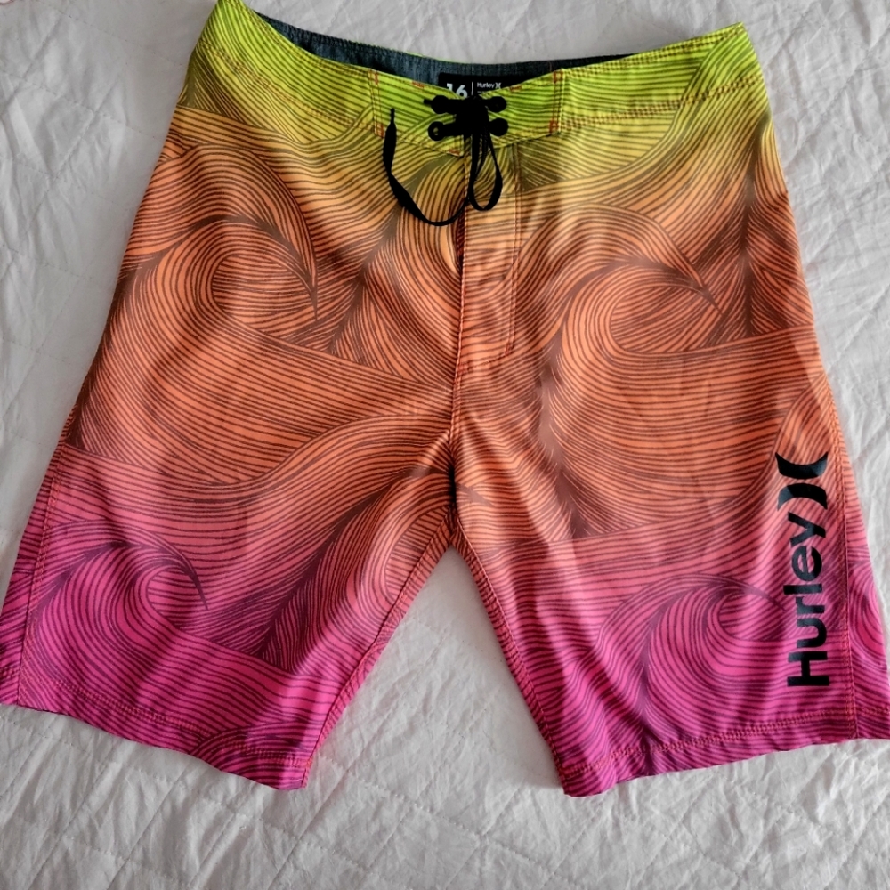 NWOT Quicksilver Phantom Neon Swim Trunks Size 16 Boys